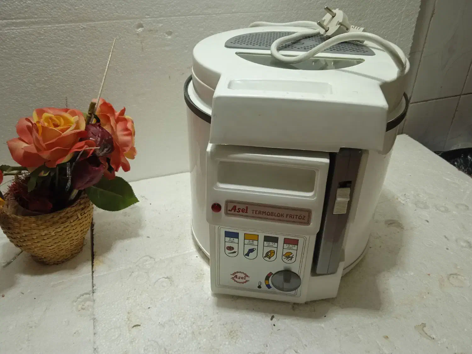 لوازم برقی آشپزخانه چرخ گوشت ، سرخ کن ،کیک پز|سایر لوازم برقی|مرند, |دیوار