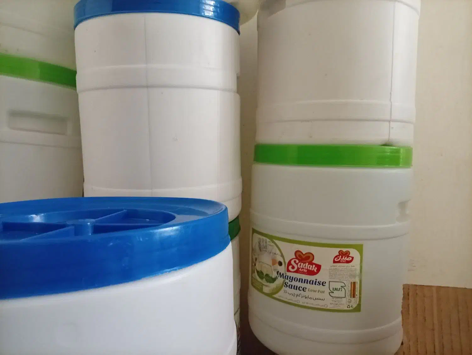 بشکه|ظروف نگهدارنده، پلاستیکی، یک‌بارمصرف|بوشهر, |دیوار