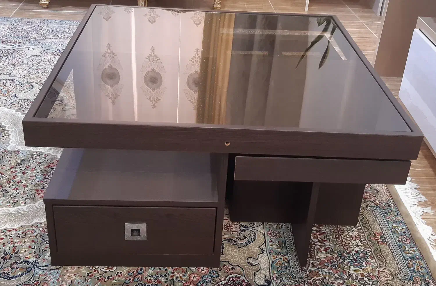 میز جلومبلی به همراه عسلی|مبلمان خانگی و میز عسلی|صومعه‌سرا, |دیوار