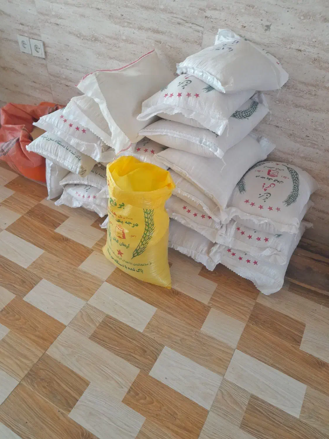 برنج صددرصدهاشمی سورتینگ شده سه الکه|خوردنی و آشامیدنی|پرهسر, |دیوار