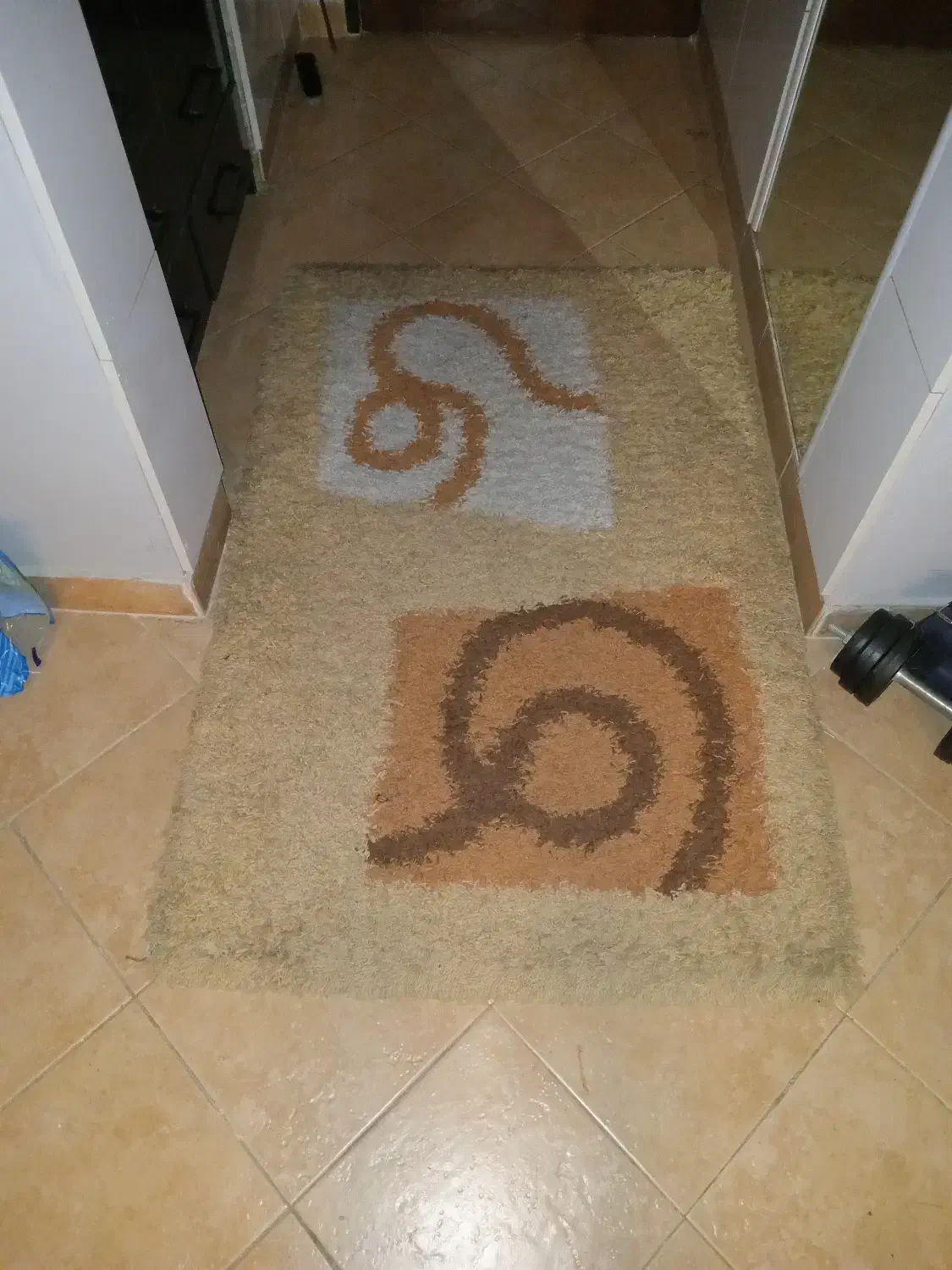 فرش ماشینی و فرش پوست گاو|فرش|تهران, استخر|دیوار