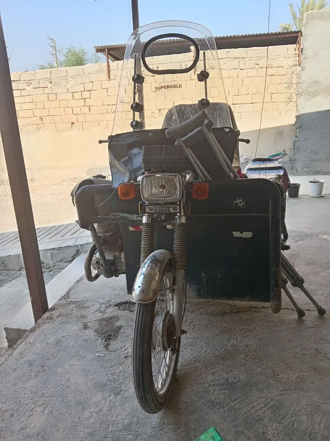 بخاطر اینکه|موتورسیکلت|آبپخش, |دیوار