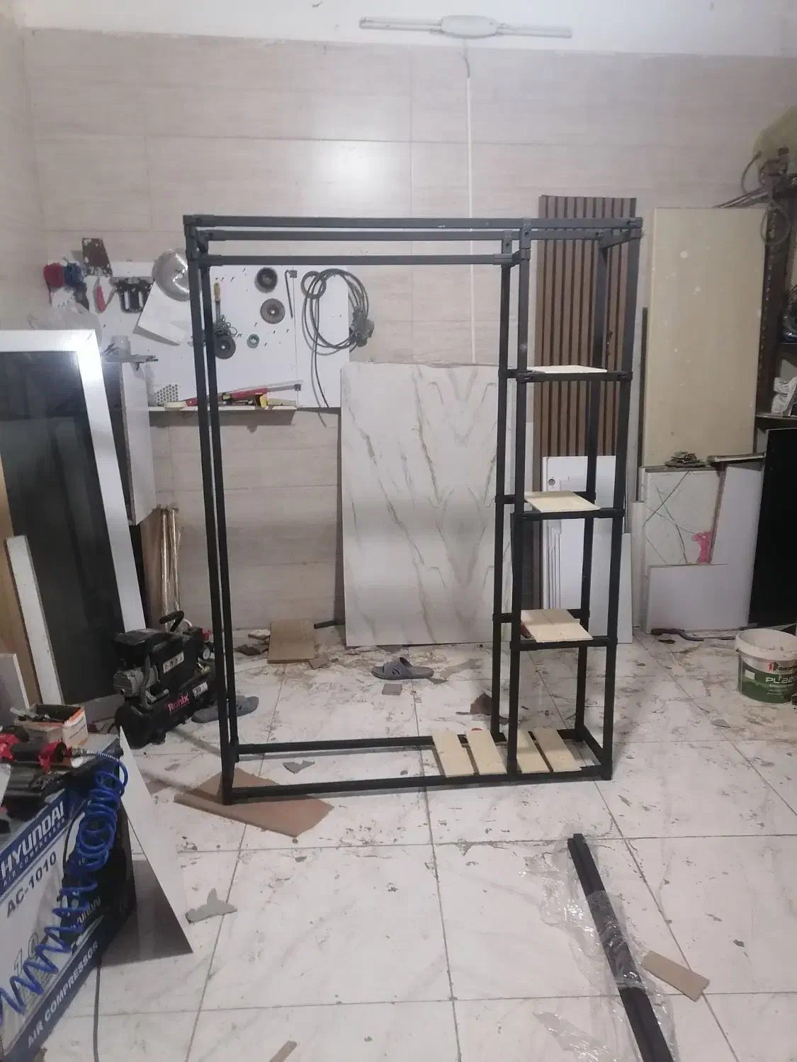 رگال لباس|خدمات پیشه و مهارت|رباطکریم, رباطکریم|دیوار