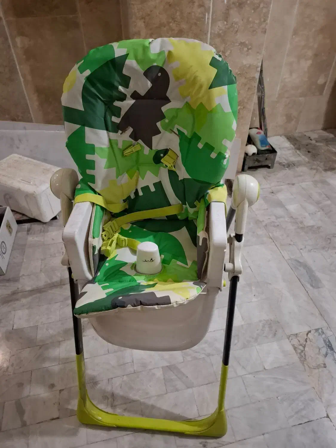 صندلی غذا خوری کودک|اسباب و اثاث بچه|تهران, شهرک آزادی|دیوار