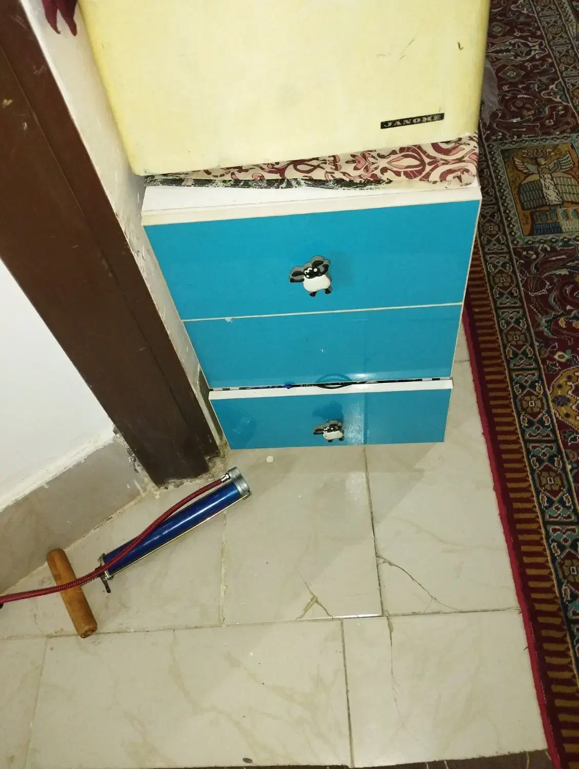 کمد کودک وبوفه ی شیشه ای|اسباب و اثاث بچه|زاهدان, |دیوار