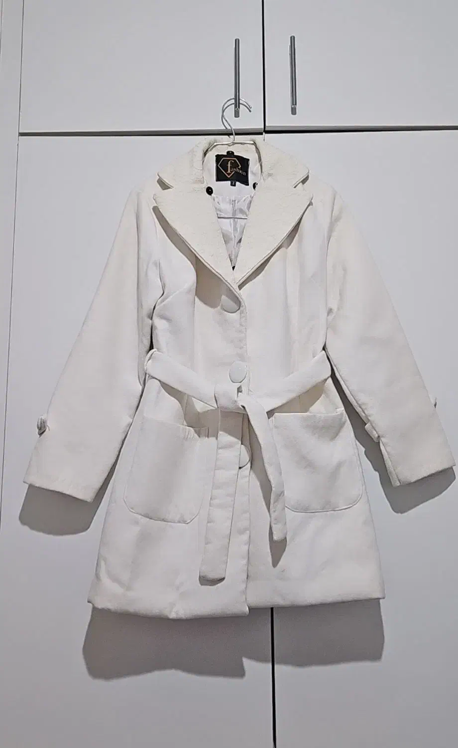 پالتو سفید خز دار پافر کلاهدار پافر مشکی|لباس|مشهد, شهرک رازی (شهرک غرب)|دیوار