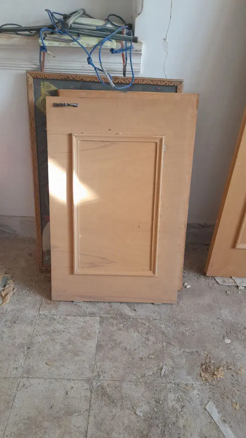 تعدادی درب|مصالح و تجهیزات ساختمان|قم, باغ شازده|دیوار