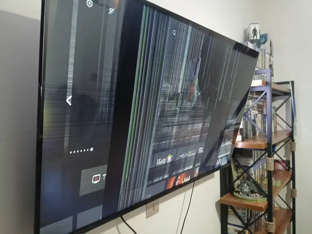 دوو ۵۵ اینج پنل شکسته|تلویزیون و پروژکتور|فردیس, ثابتی|دیوار