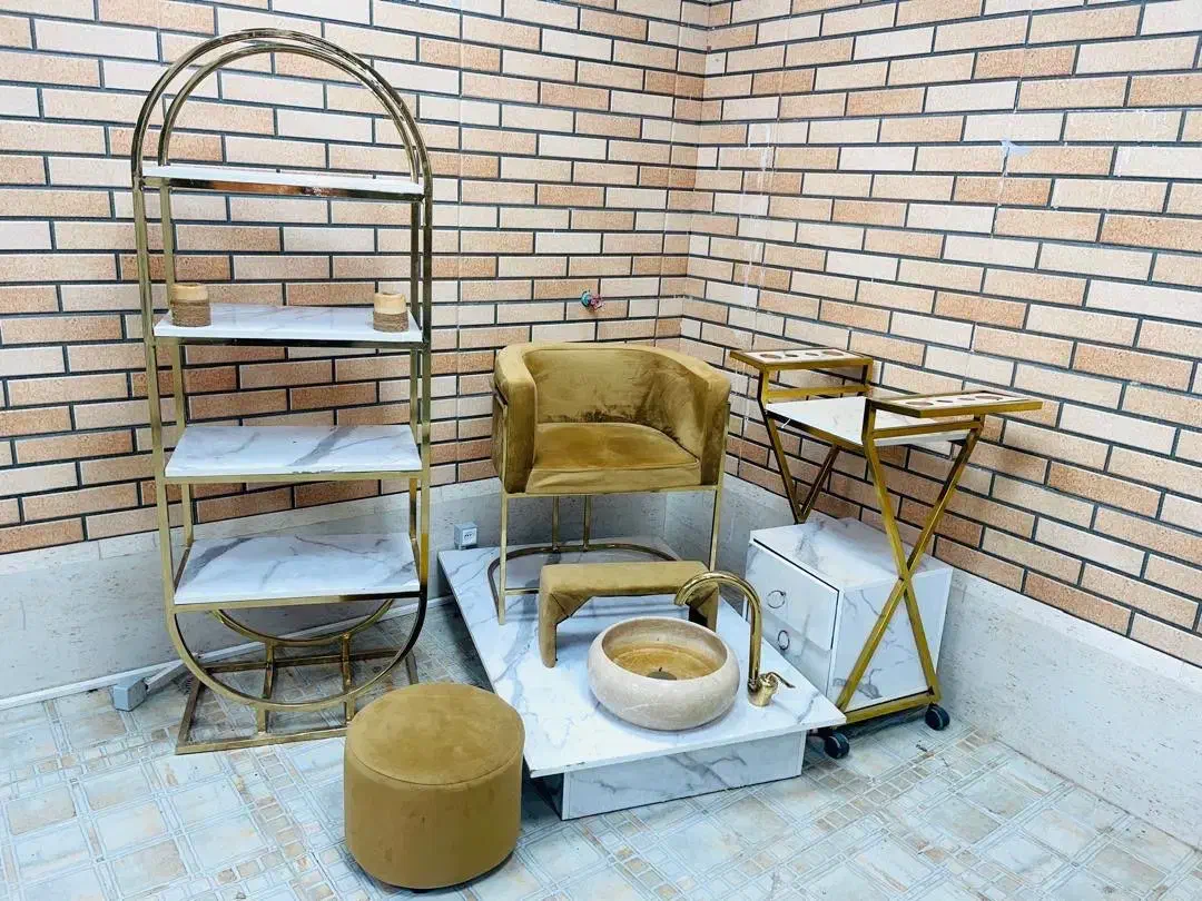 فروش تعدادی تجهیزات ارایشگاهیی|آرایشگاه و سالنهای زیبایی|بندر کنگان, |دیوار