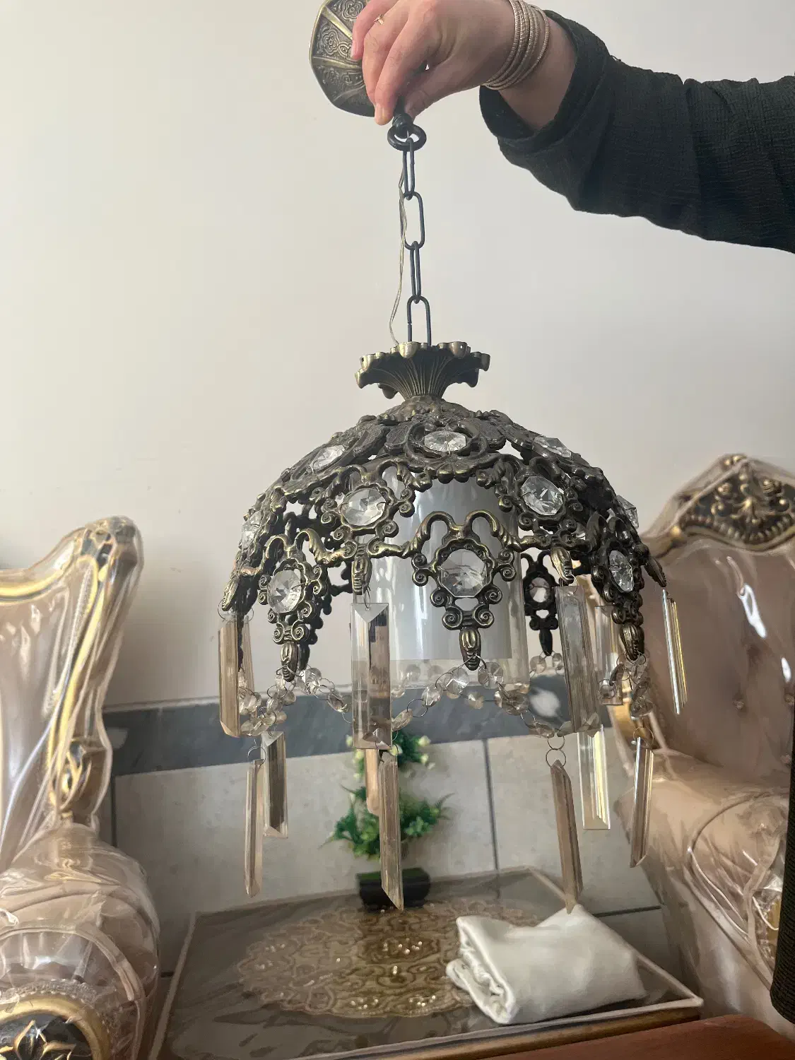 لوستر تک|لوستر و چراغ آویز|همدان, |دیوار