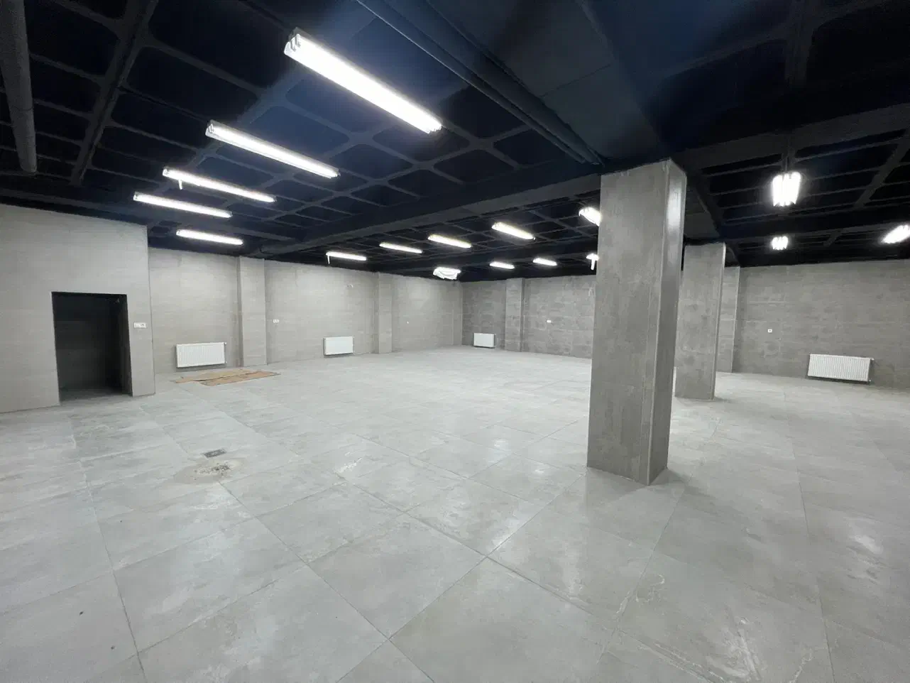 اجاره زیرزمین۲۷۰ متری واقع در میدان آزادی|اجارهٔ مغازه و غرفه|سنندج, |دیوار