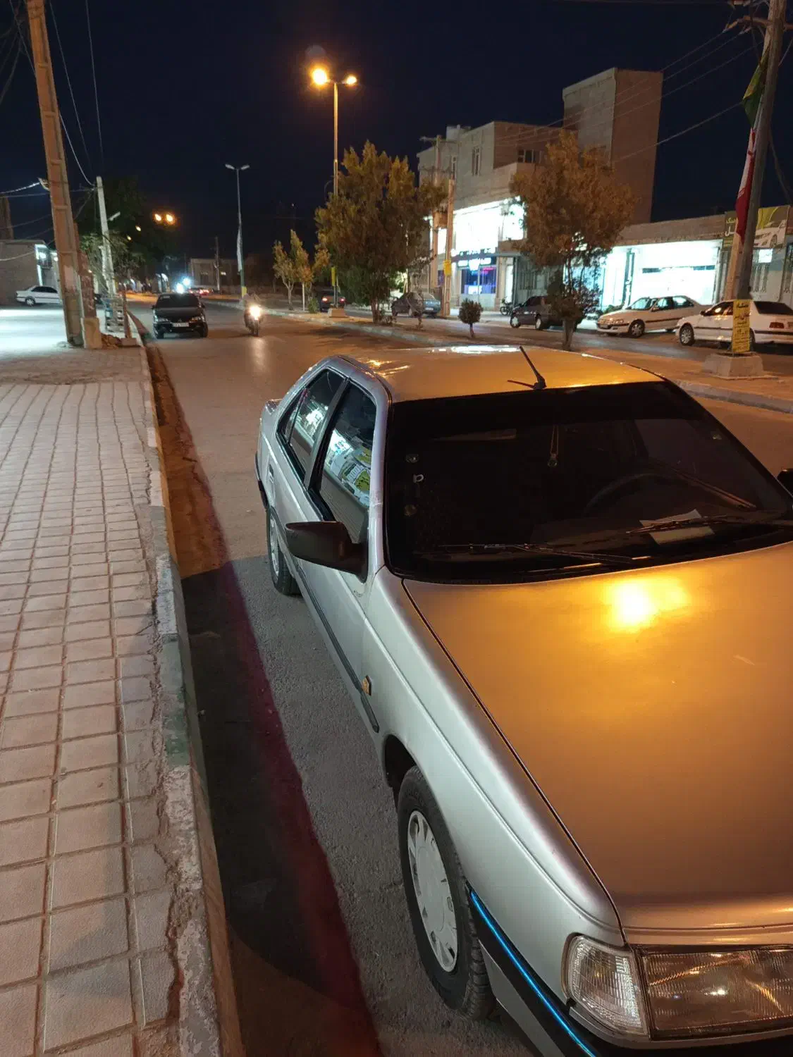 پژو ۴۰۵ مدل۹۶|خودرو سواری و وانت|بندرعباس, |دیوار