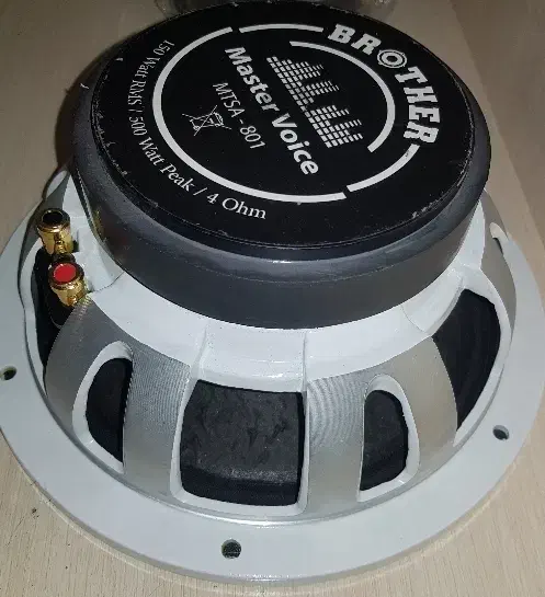 میدرنج دهنه ۸ اینچ اصلی آکبند|صوتی و تصویری|مشهد, کوشش|دیوار