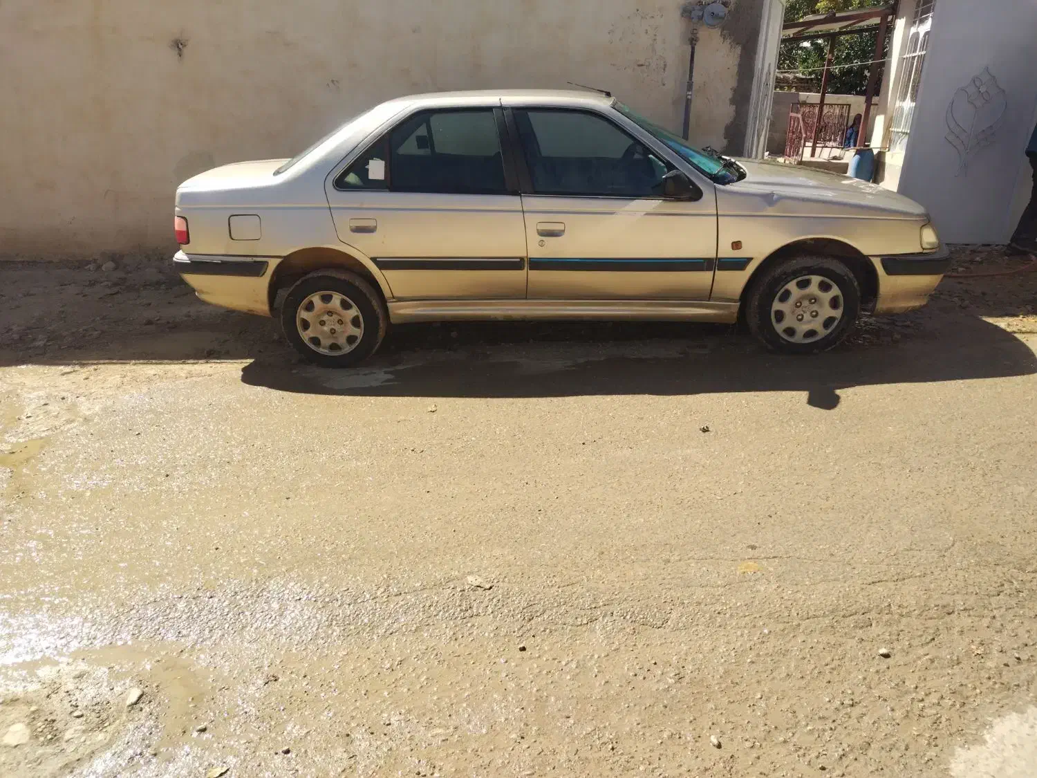 پژو پارس83|خودرو سواری و وانت|سپیدان, |دیوار