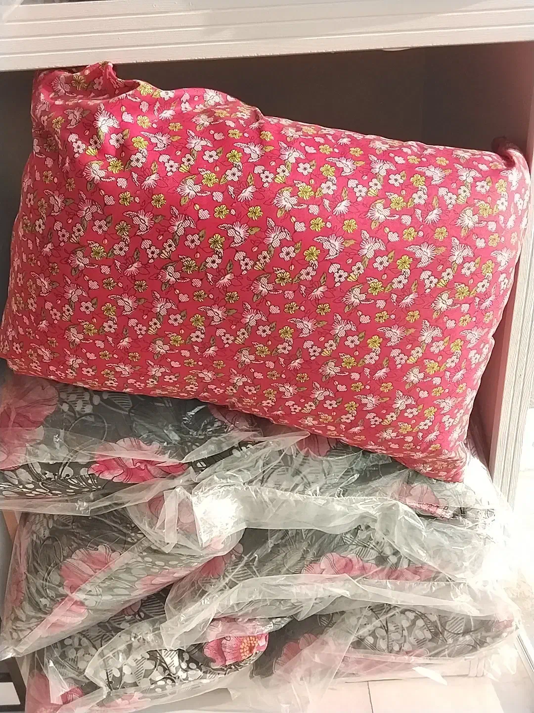 بالش الیاف آستر گلدار ، قیمت عمده ویژه مصرف کننده|رختخواب، بالش، پتو|مشهد, کوشک مهدی|دیوار