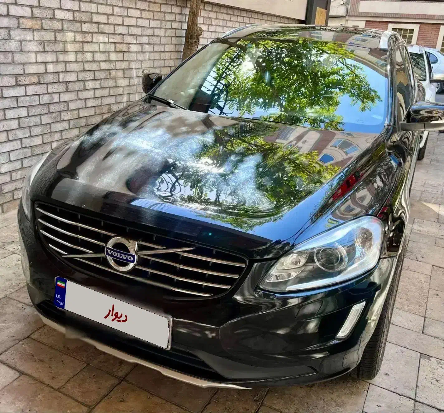 ولوو XC60 - SE LUX|خودرو سواری و وانت|تهران, سنائی|دیوار