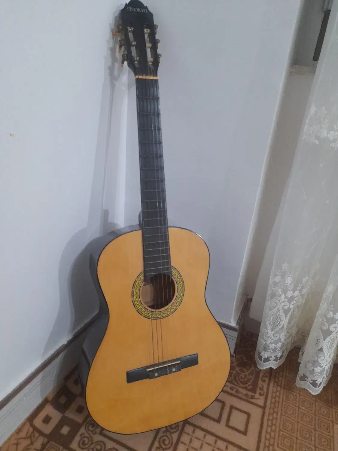 گیتار|گیتار، بیس، امپلیفایر|تالش, هشتپر|دیوار