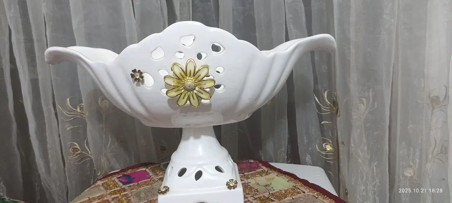 میوه خوری بزرگ سرامیکی|ظروف سرو و پذیرایی|سنندج, |دیوار