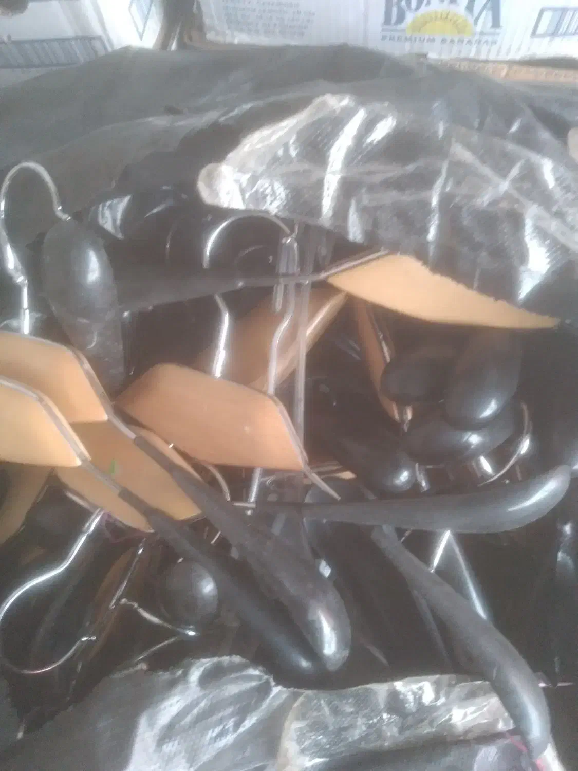 پشم شیشه. (الیاف)لوازم فروشگاهی|رختخواب، بالش، پتو|رشت, فرزانه|دیوار