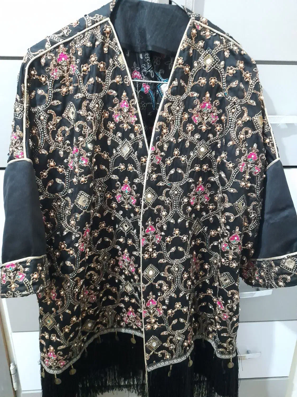 دوتا مانتو مجلسی سوزندوزی|لباس|اراک, |دیوار