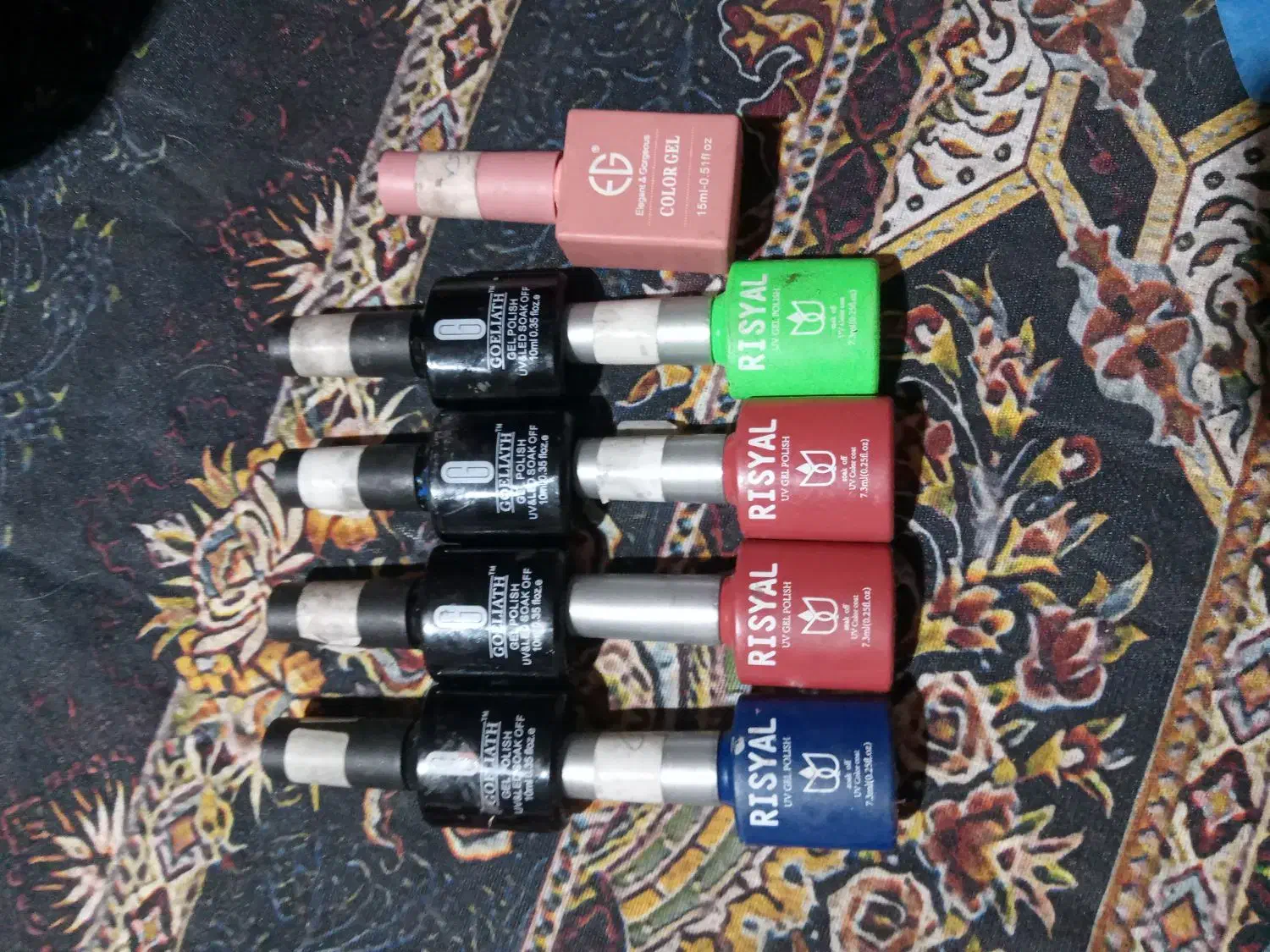 تعدادی وسایل کاشت ناخن|آرایشی، بهداشتی، درمانی|بم, |دیوار