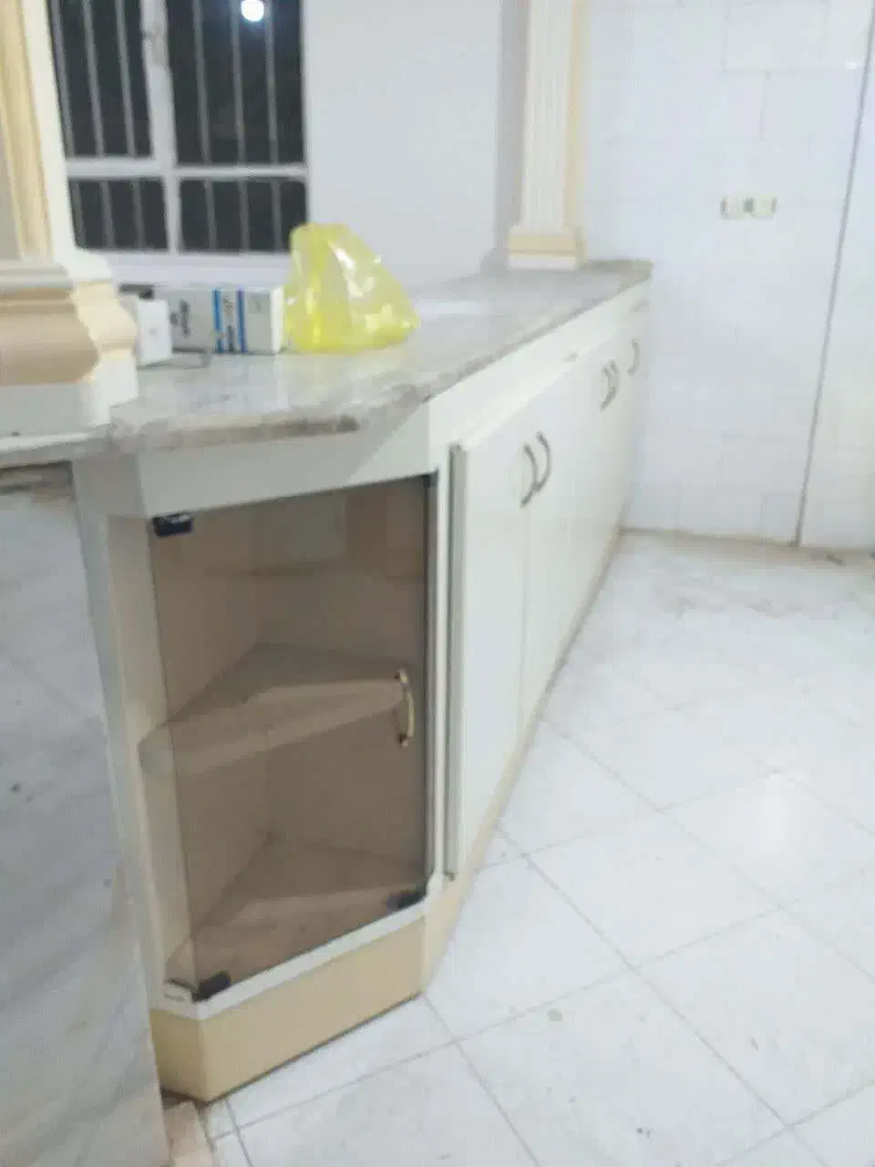 کابینت فلزی و آبگرمکن|مصالح و تجهیزات ساختمان|ملایر, |دیوار