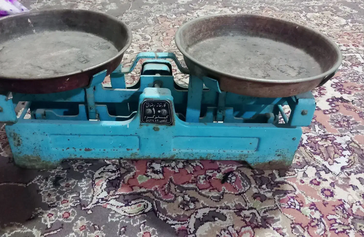 ترازوقدیمی|کلکسیون اشیاء عتیقه|کاشان, دانش|دیوار