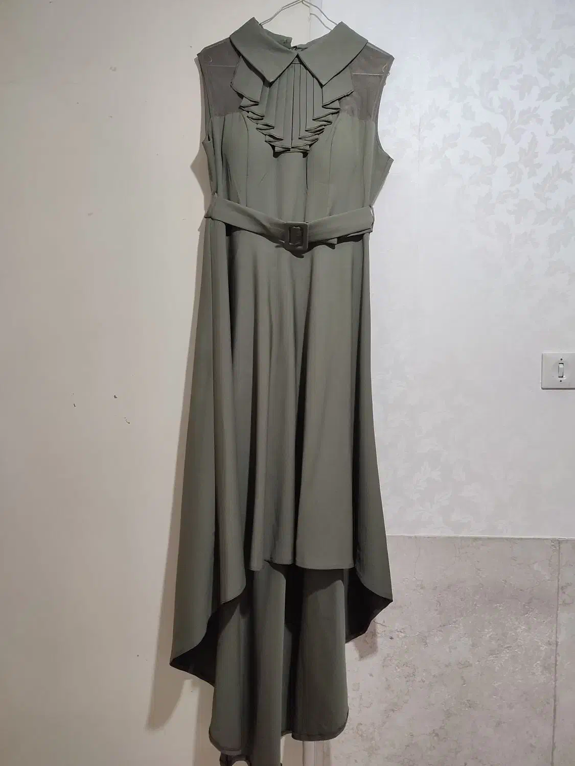 لباس مجلسی|لباس|قم, سراجه (۱۵ خرداد)|دیوار