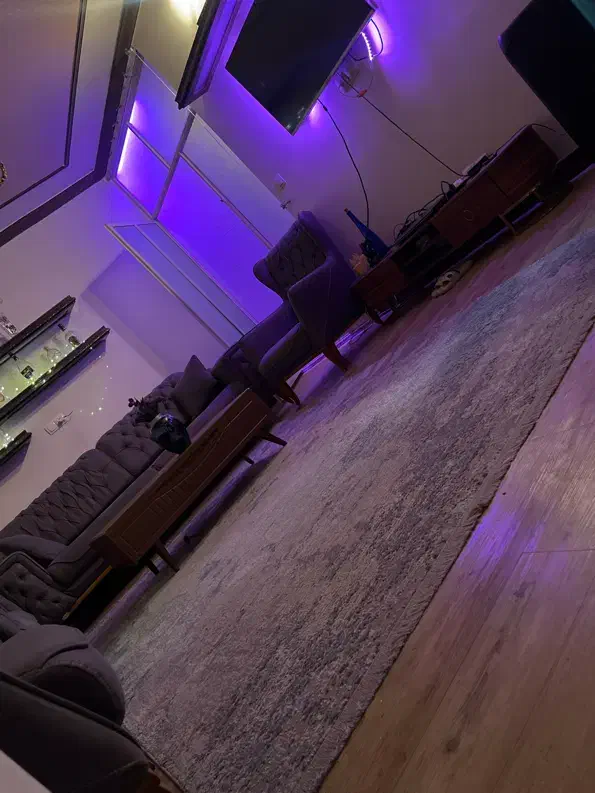 نیازمنده هم خونه فقط خانم(خودم خونه ووسیله دارم)|اجارهٔ آپارتمان|یزد, |دیوار