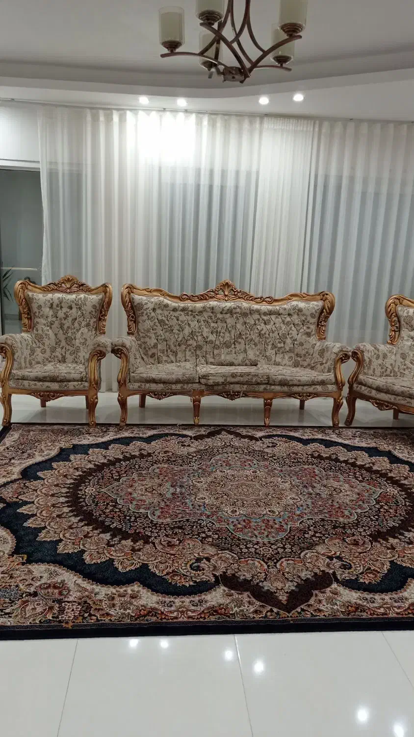 مبل سلطنتی|مبلمان خانگی و میز عسلی|قائم‌شهر, |دیوار