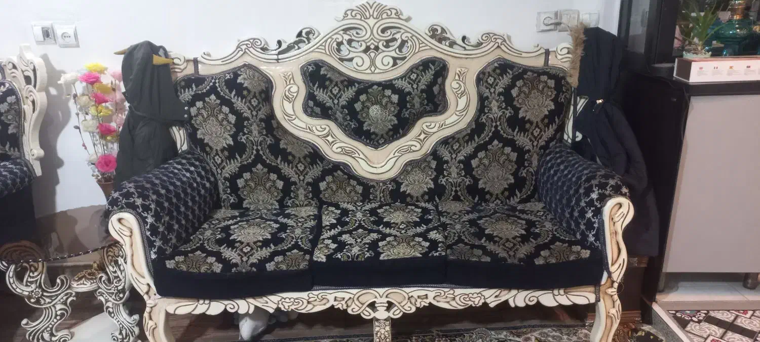 مبل۷نفره|مبلمان خانگی و میز عسلی|قرچک, پویینک|دیوار