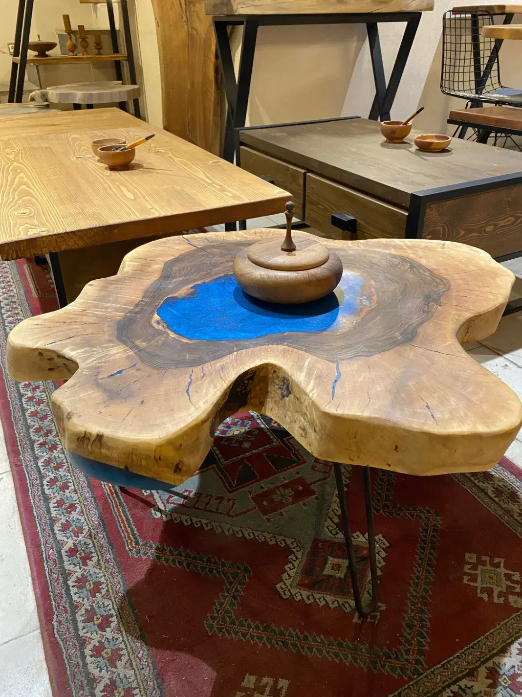 میز جلو مبلی چوب طبیعی|مبلمان خانگی و میز عسلی|شهریار, شهریار|دیوار