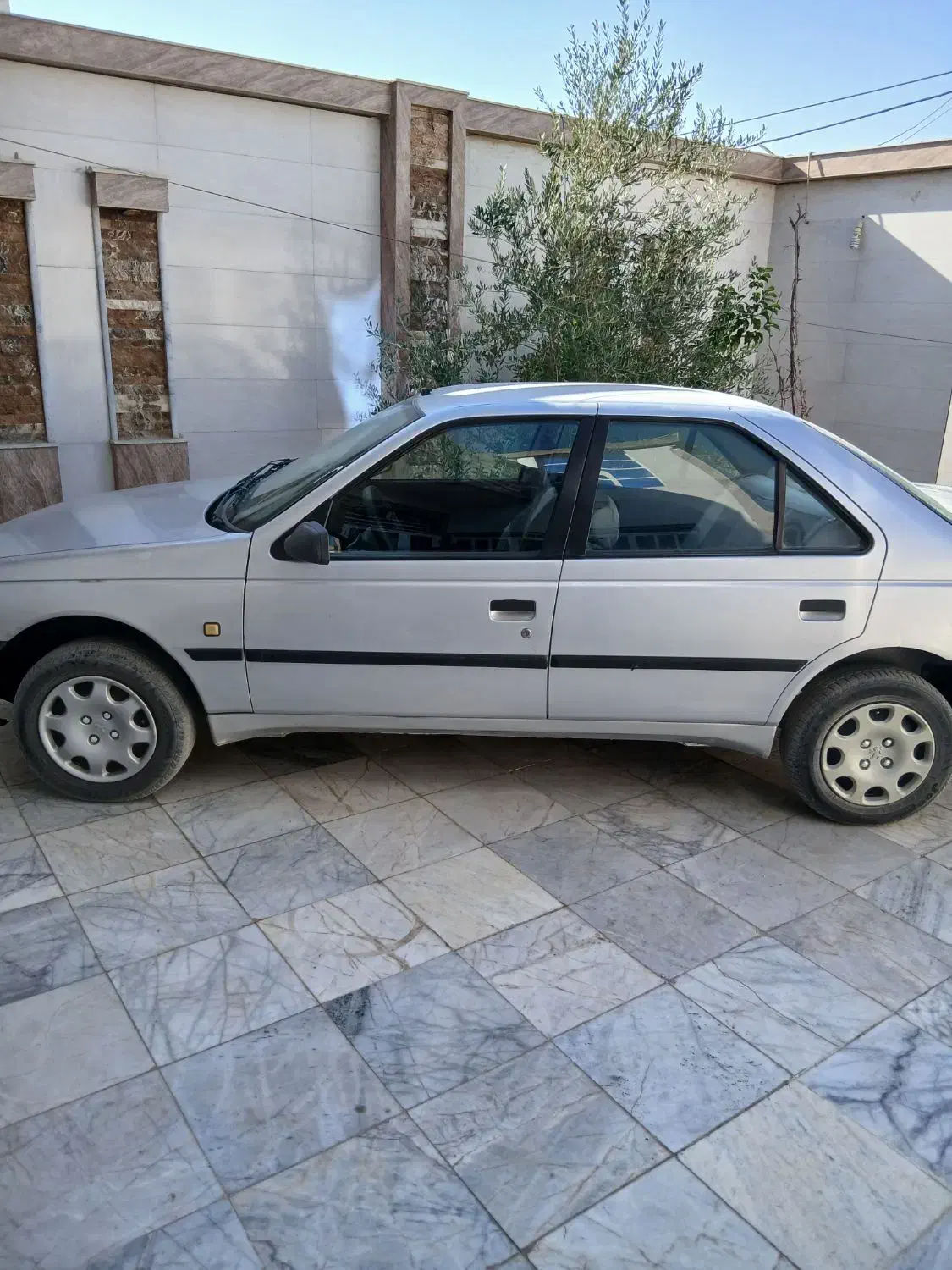 پژو۴۰۵|خودرو سواری و وانت|زابل, |دیوار