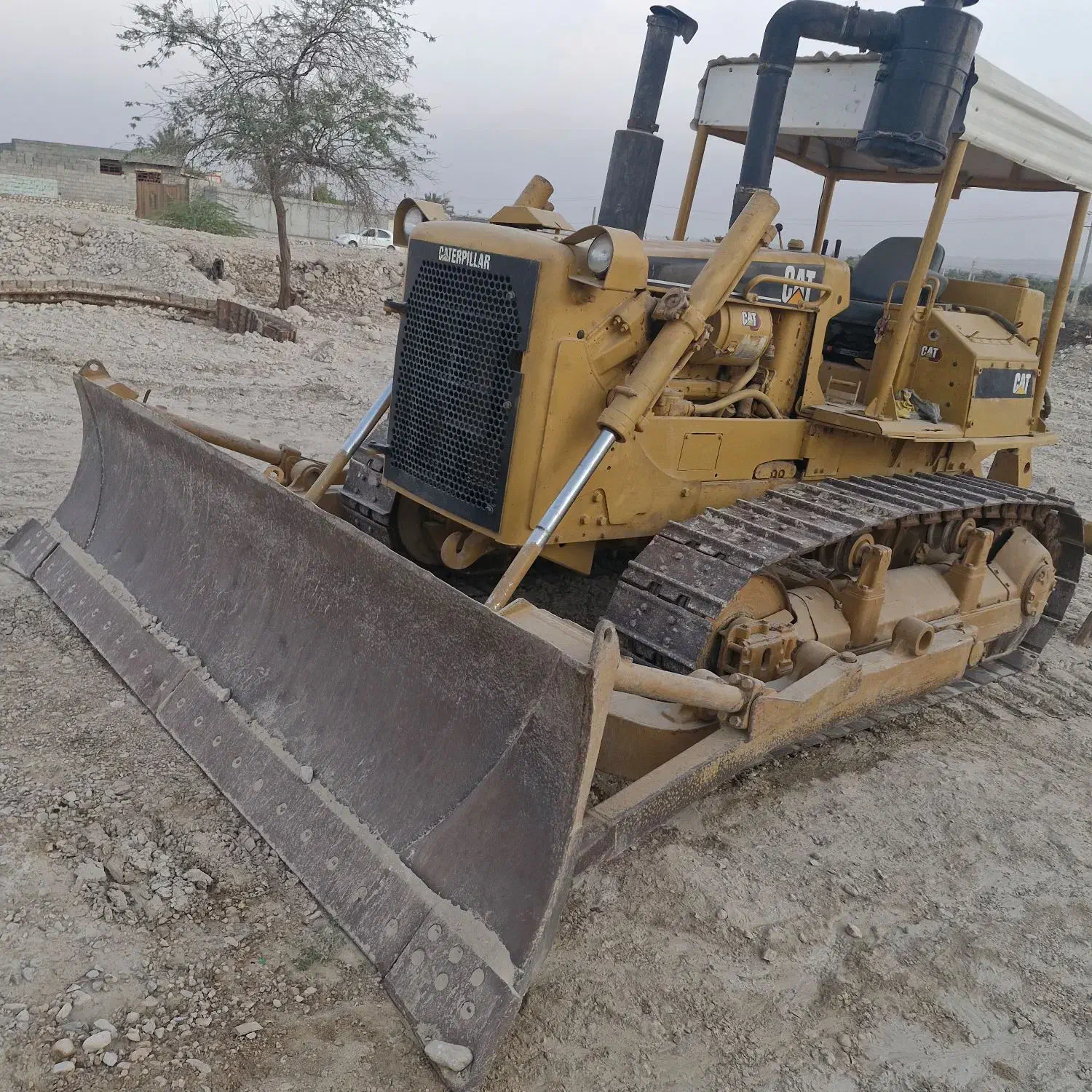 اجاره بلدوزر D6 کاترپیلار|خدمات حمل و نقل|بندرعباس, |دیوار