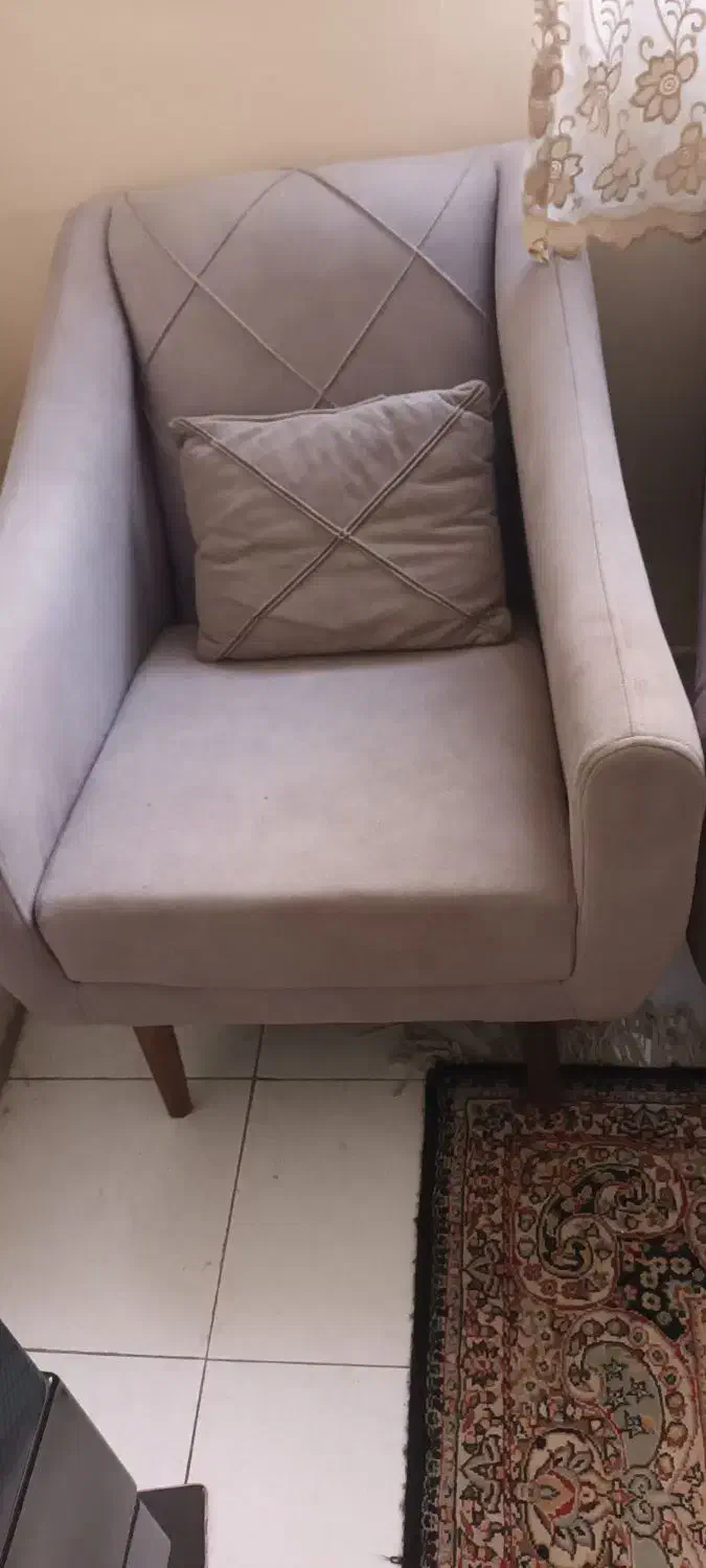 نیم ست چهار تفره|مبلمان خانگی و میز عسلی|تهران, سلسبیل جنوبی|دیوار