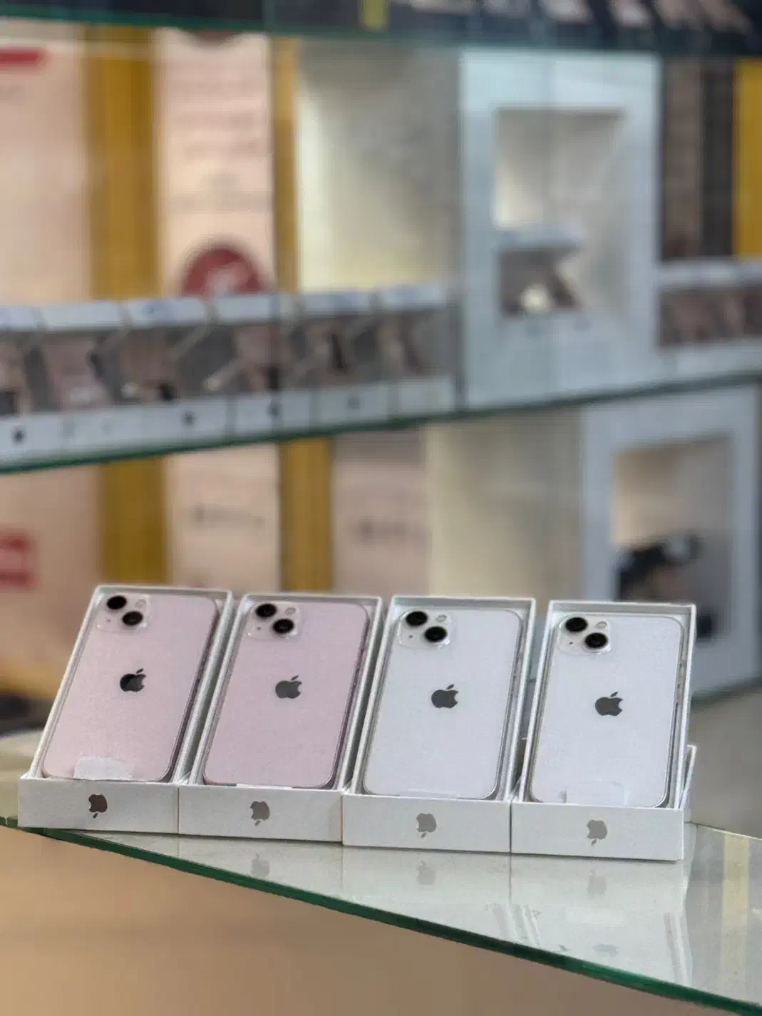iPhone 13 256g cha دوسیم|موبایل|شیراز, زند|دیوار