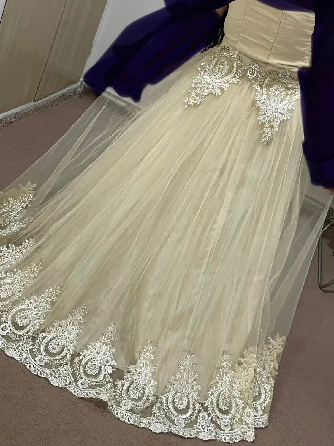 لباس مجلسی|لباس|تهران, انبار نفت|دیوار