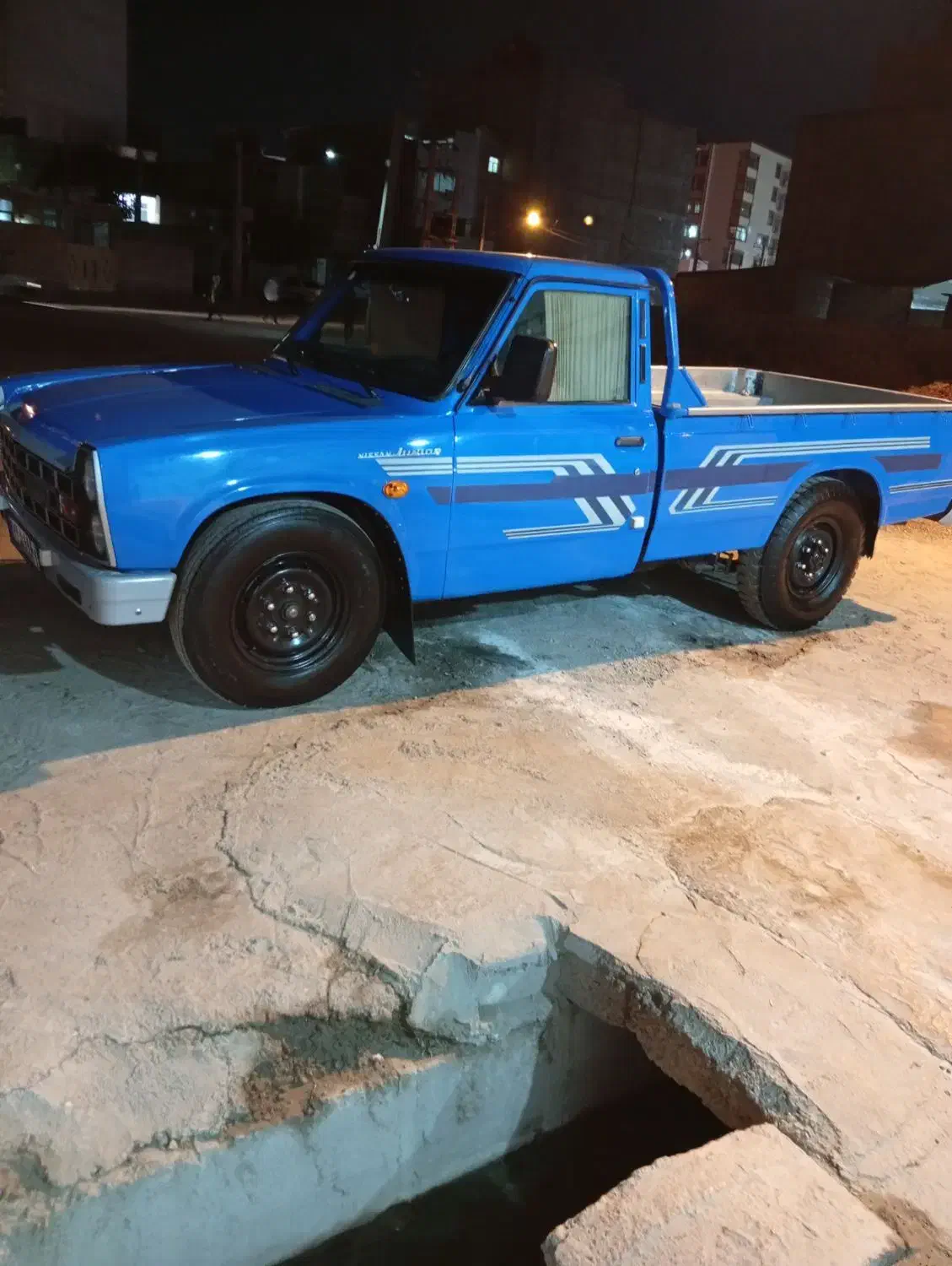 نیسان مدل ۴۰۲|خودرو سواری و وانت|میانه, |دیوار