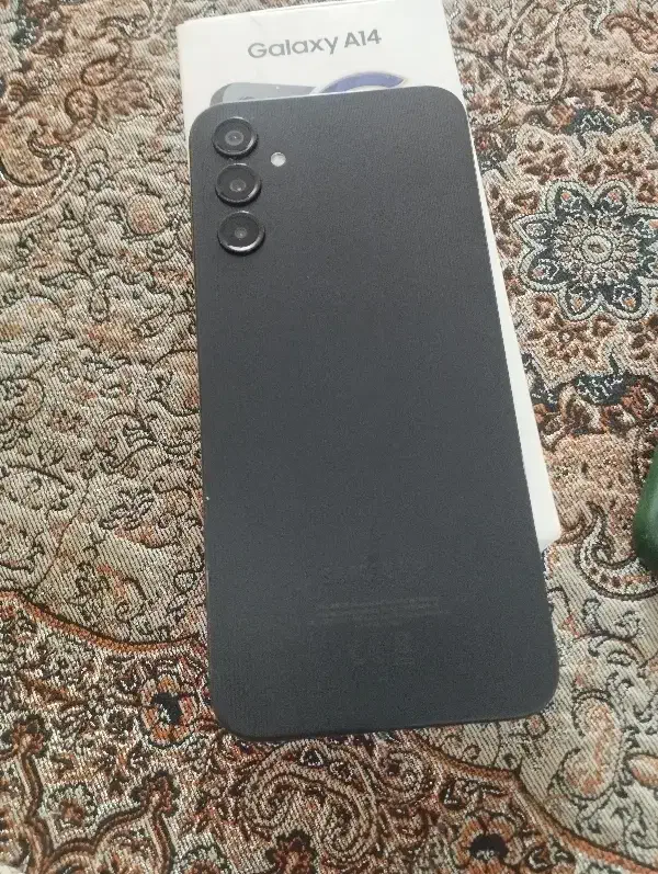 سامسونگ مدل A14 اندروید ۱۵ با کارتن انتقال مالکیت|موبایل|تهران, خواجه نظام الملک|دیوار