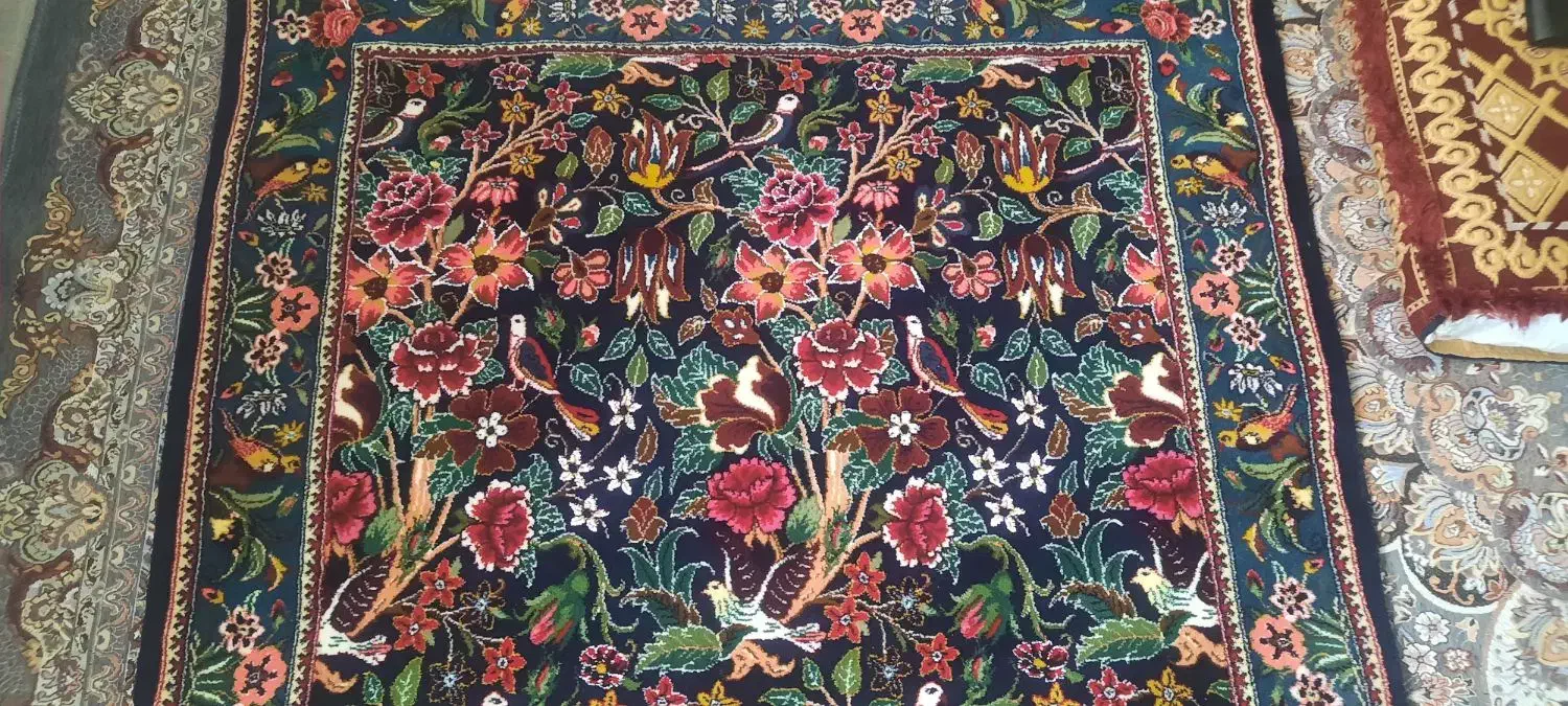 زرع ونیم|فرش|سنندج, |دیوار