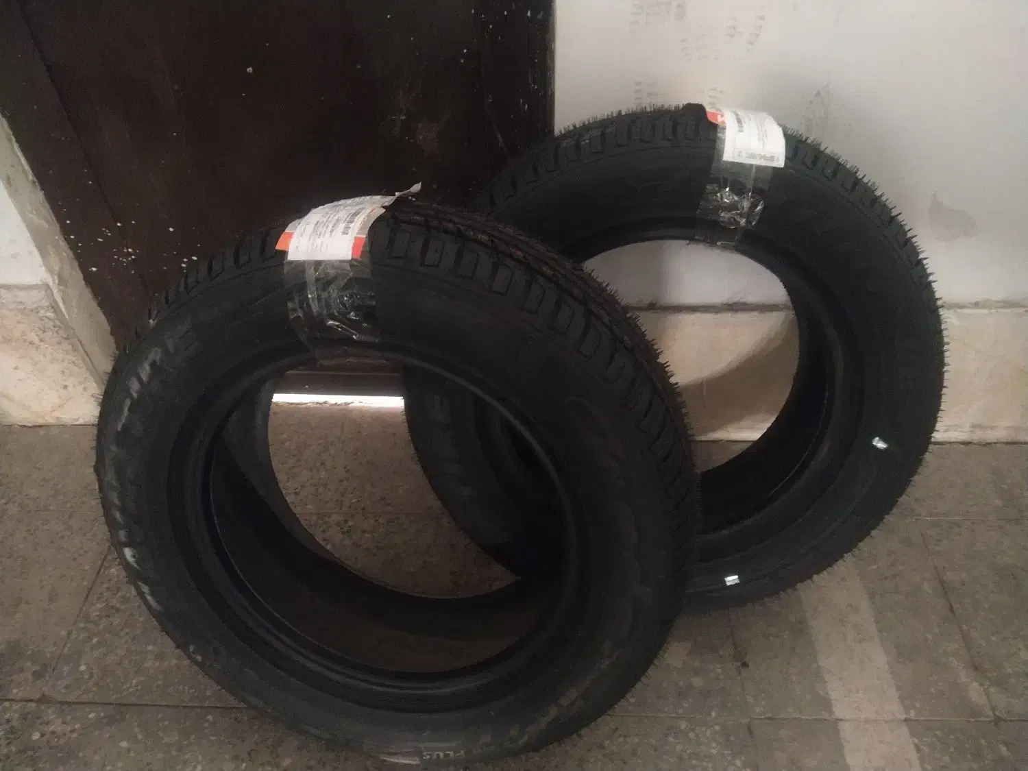 لاستیک کویر زیر نرخ دولتی تولید 2025|قطعات یدکی و لوازم جانبی|فولادشهر, B2|دیوار