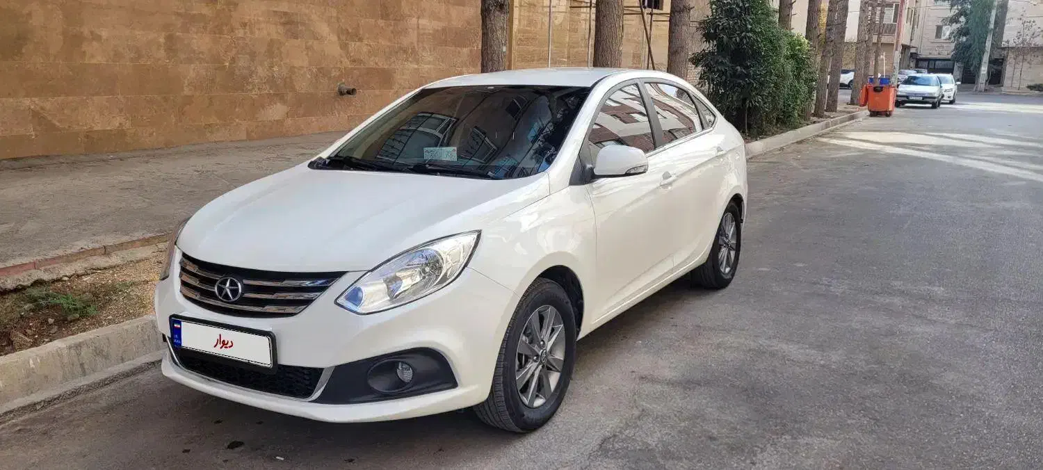 جک J4 مدل 402|خودرو سواری و وانت|شیراز, ریشمک|دیوار