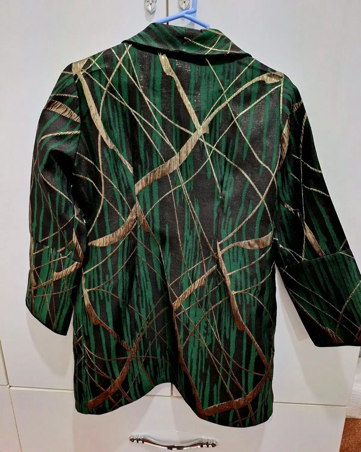 مانتوی تقریبا پاییزی|لباس|جوانرود, |دیوار