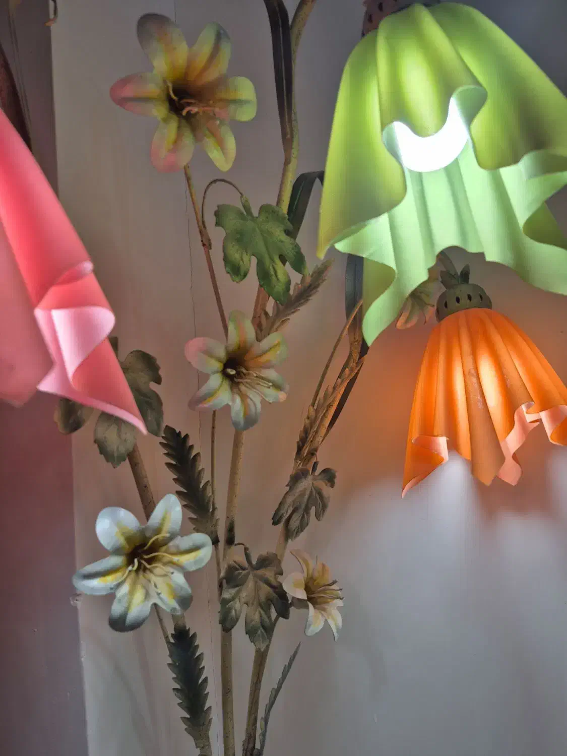 اباژور کلاسیک|چراغ خواب و آباژور|رشت, کوی مهر|دیوار