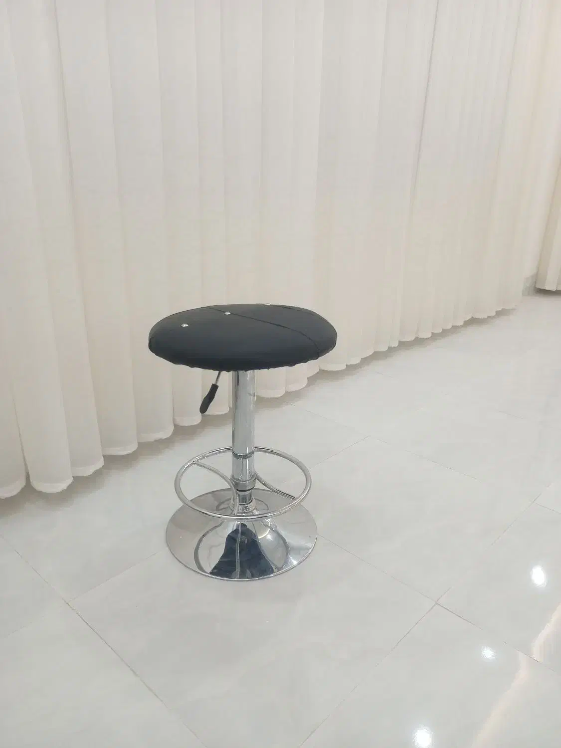 صندلی|صندلی و نیمکت|ساوه, |دیوار