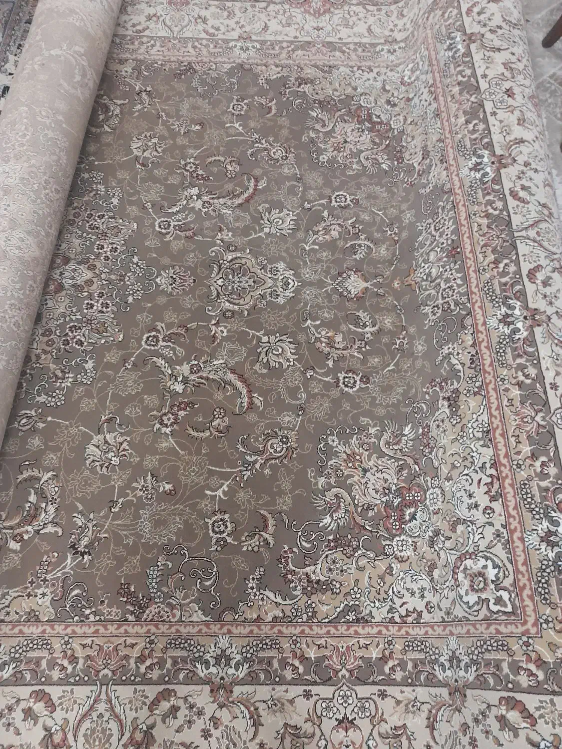 فرش زمینه گردویی|فرش|قم, شهرک مهدیه (مدرس)|دیوار