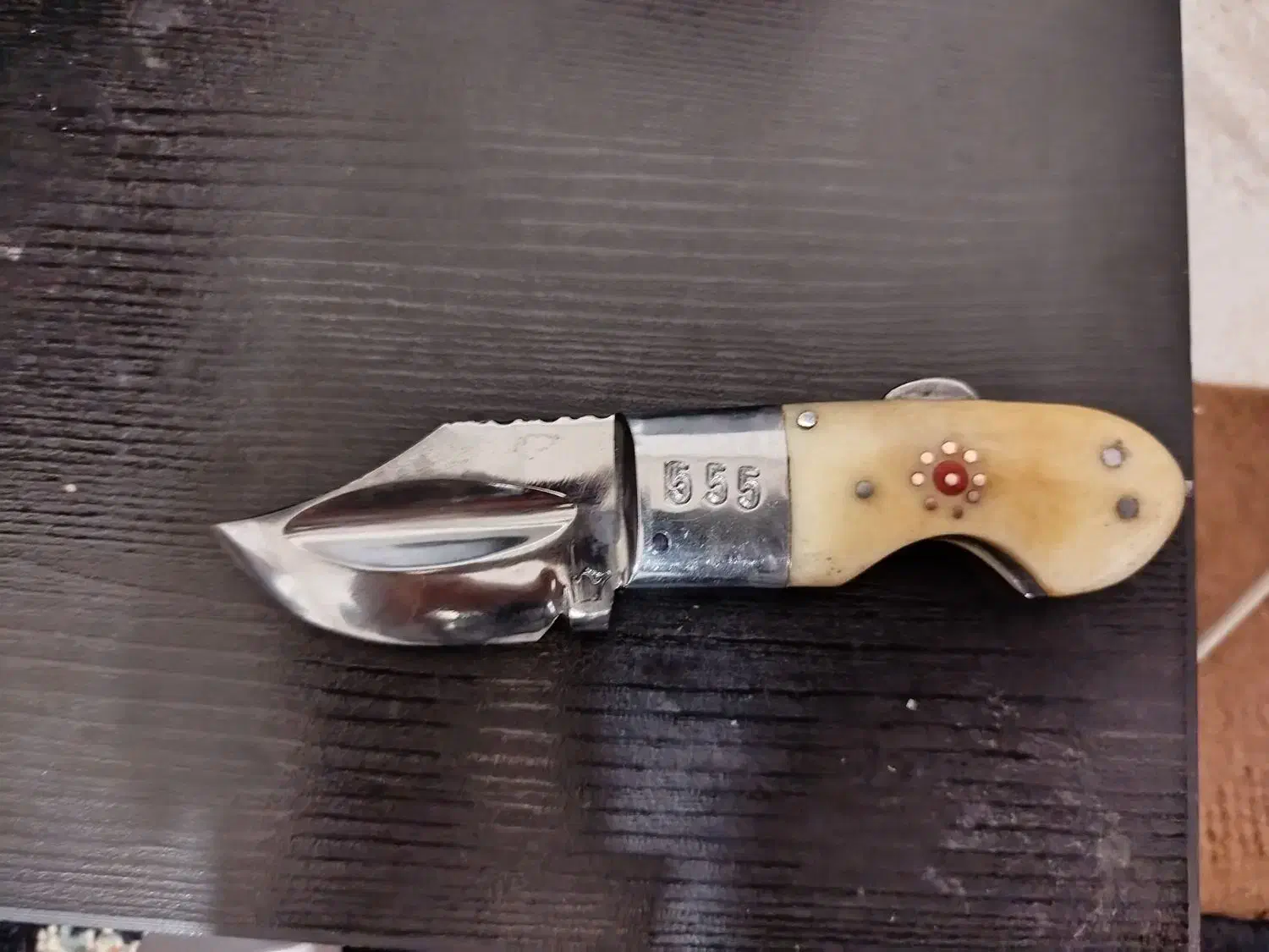 چاقو ابراهیم|کلکسیون اشیاء عتیقه|میاندوآب, |دیوار