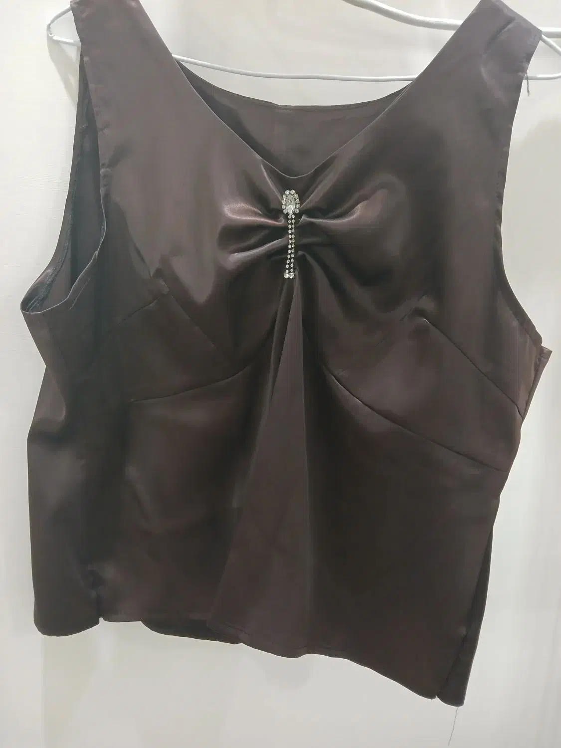 کت ودامن|لباس|رشت, دروازه لاکان|دیوار