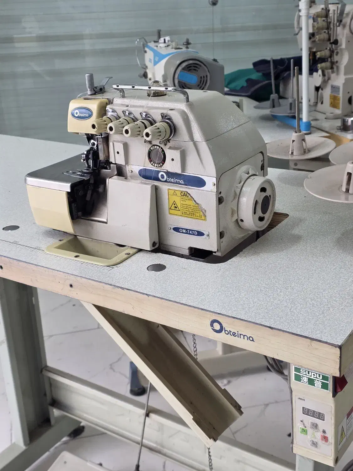 چرخ خیاطی زیگزال سردوز چهار نخ دینام سرخود اپتیما|چرخ خیاطی و ریسندگی|تهران, امام زاده عبدالله|دیوار