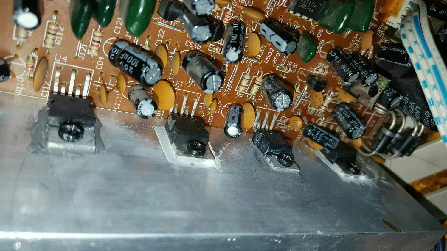 تعمیرات انواع اسپیکر|سیستم صوتی خانگی|لاهیجان, امیرشهید|دیوار